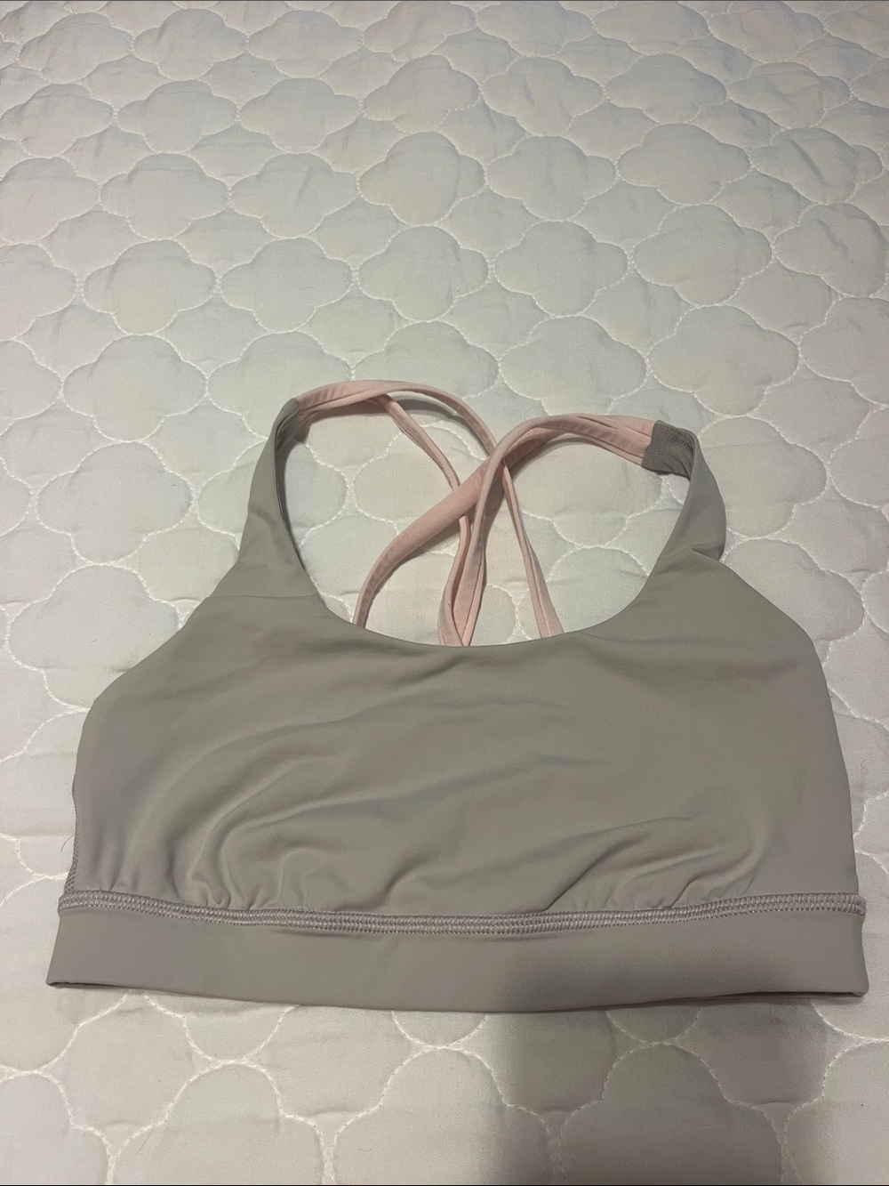 size 4 lululemon energy bra